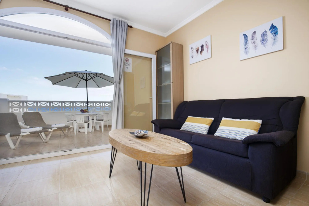 Home2Book Charming Casa Marinera, Terrace