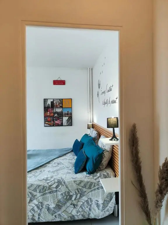 Le Garden Central Studio