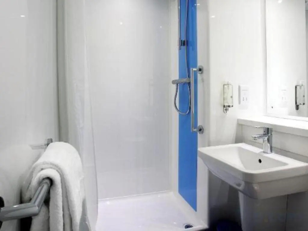Travelodge Birmingham Fort Dunlop