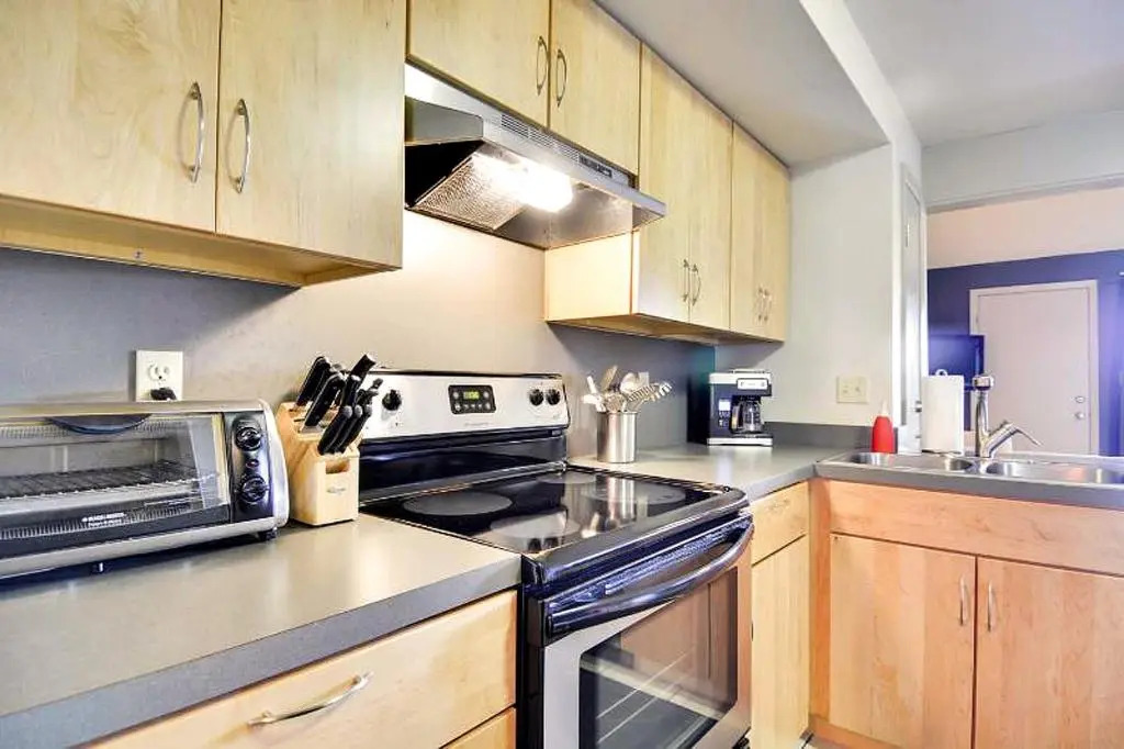 Barton Hills Condominiums