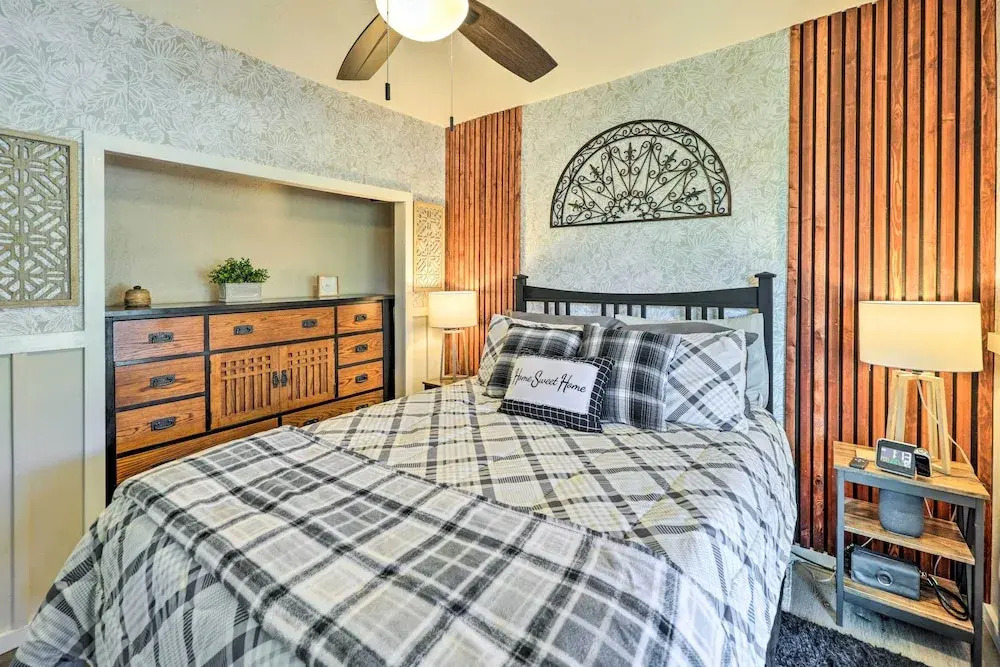 Hot Tub & Deck: Pet-Friendly Home in Payson