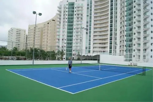 Bay View Grand Marina Condo 1004s