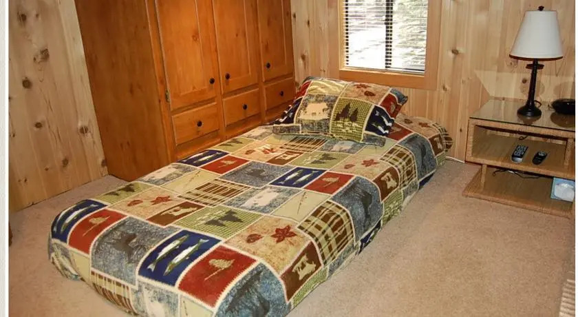 Knotty Pine Cabin