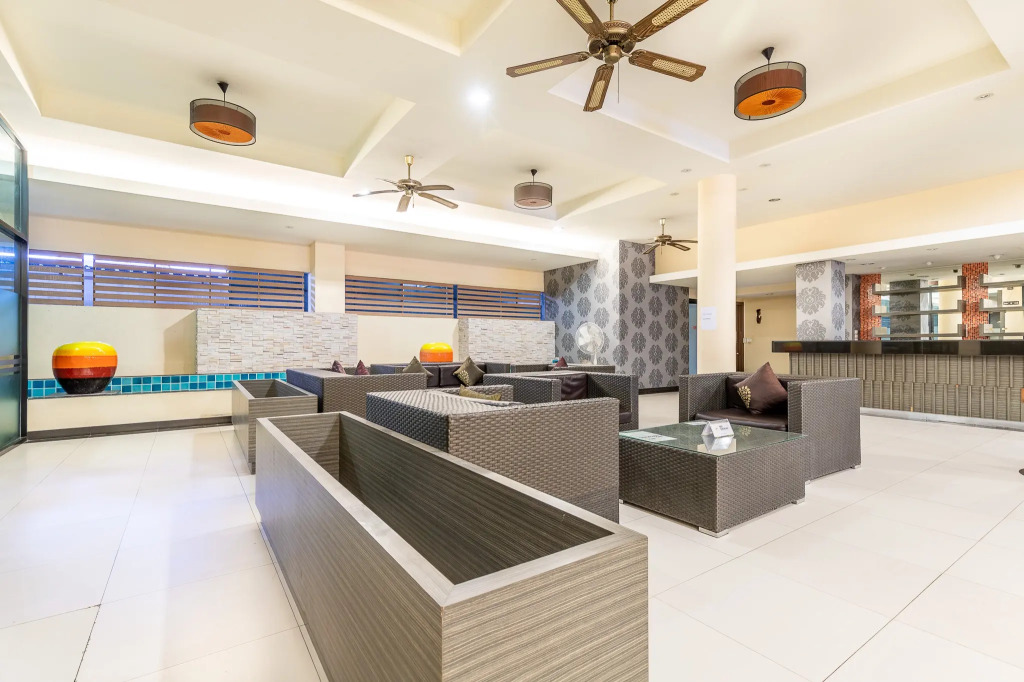 Eastiny Place Hotel