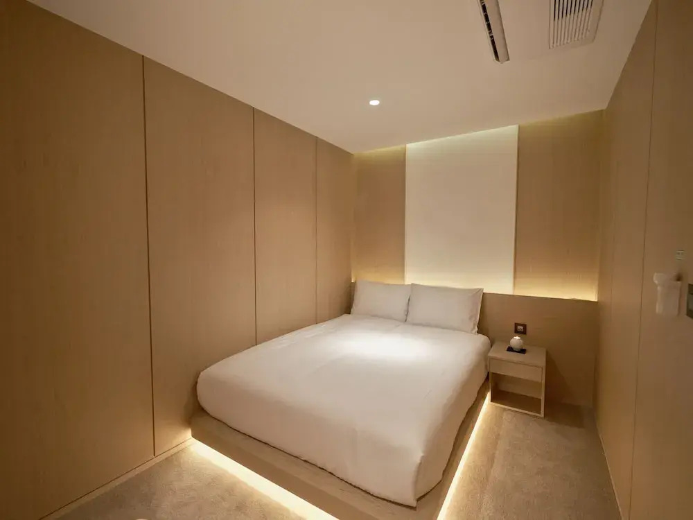 UH Suite The Myeongdong