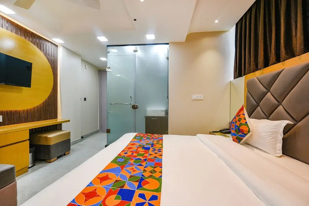 FabHotel Grand