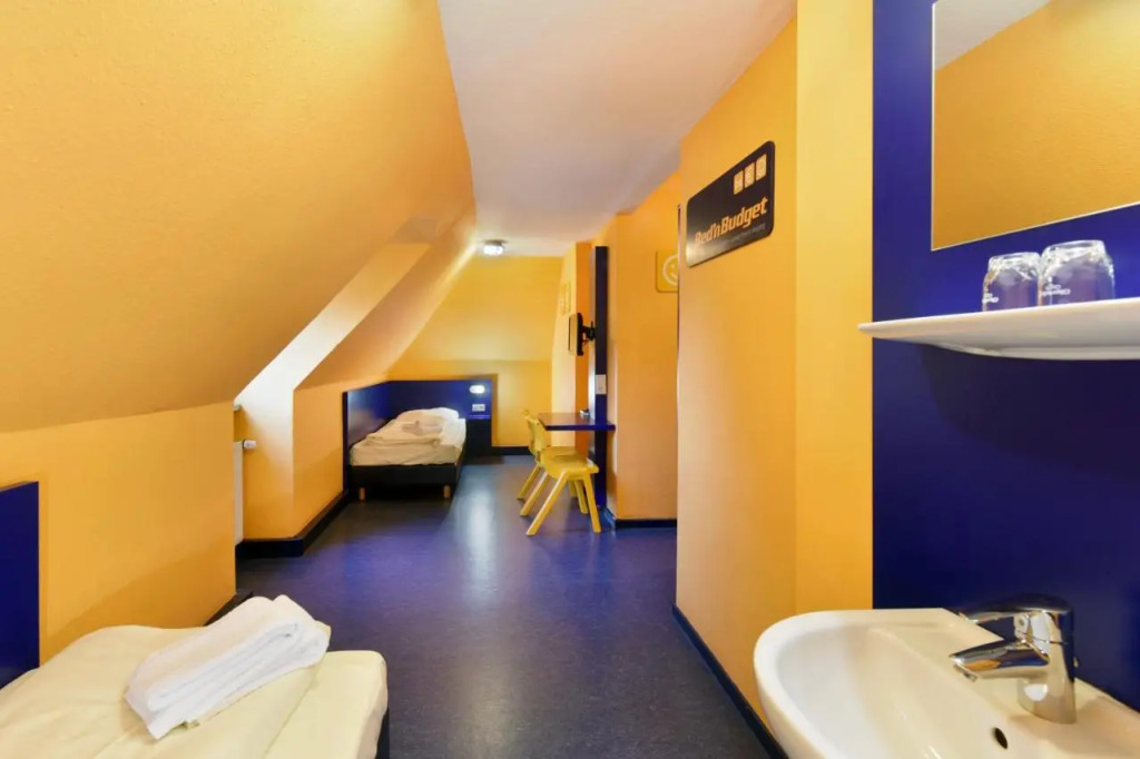 Bed’nBudget Expo-Hostel Dorms