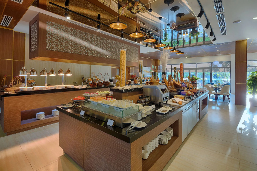 Royal Lotus Ha Long Resort and Villas