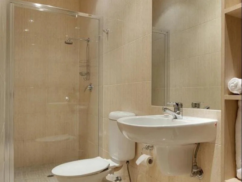Hotel Charsfield Melbourne