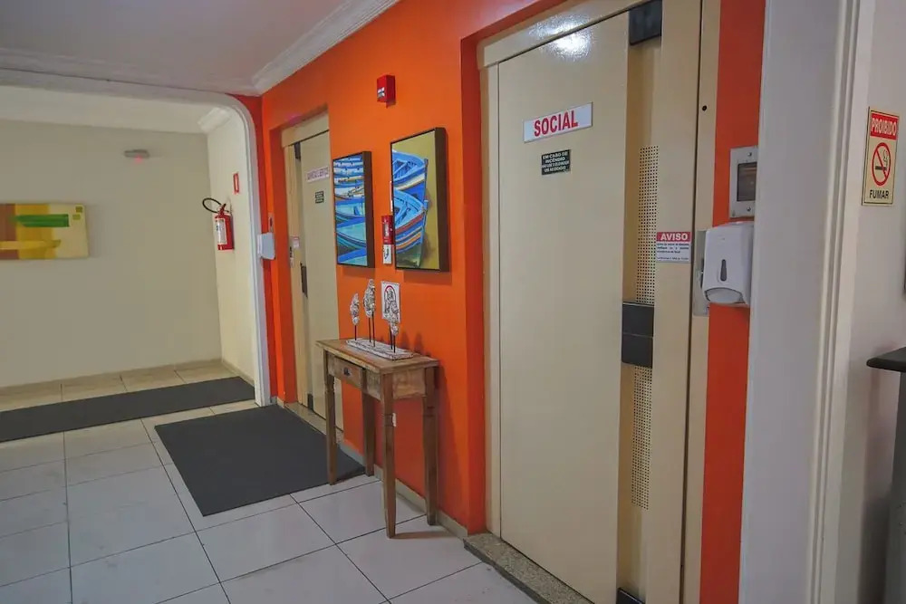 Apto pet Friendly c Wifi a 350m da Praia do Tombo