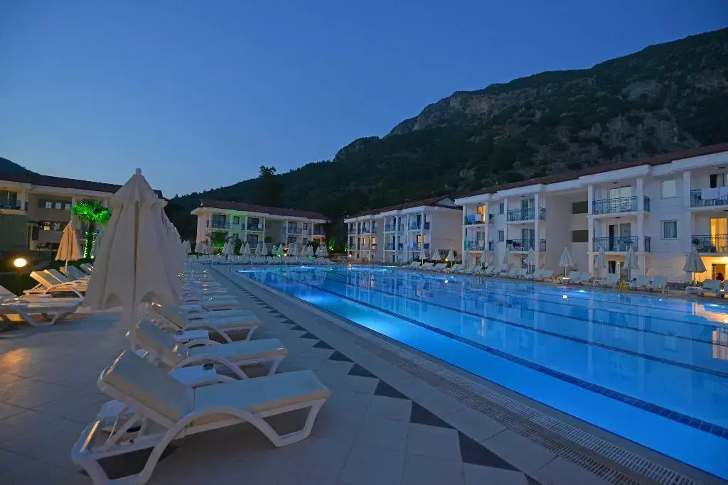 Belcekum Beach Hotel