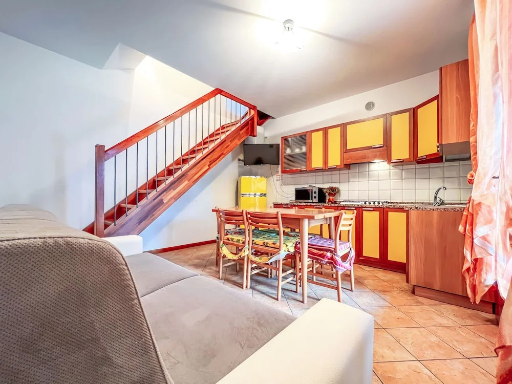 Terraced Home With Kids Playground