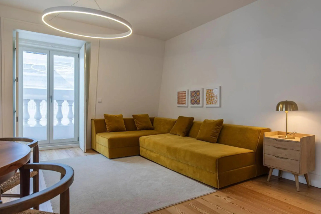 Stunning Apartment in Heart of Lisbon by LovelyStay