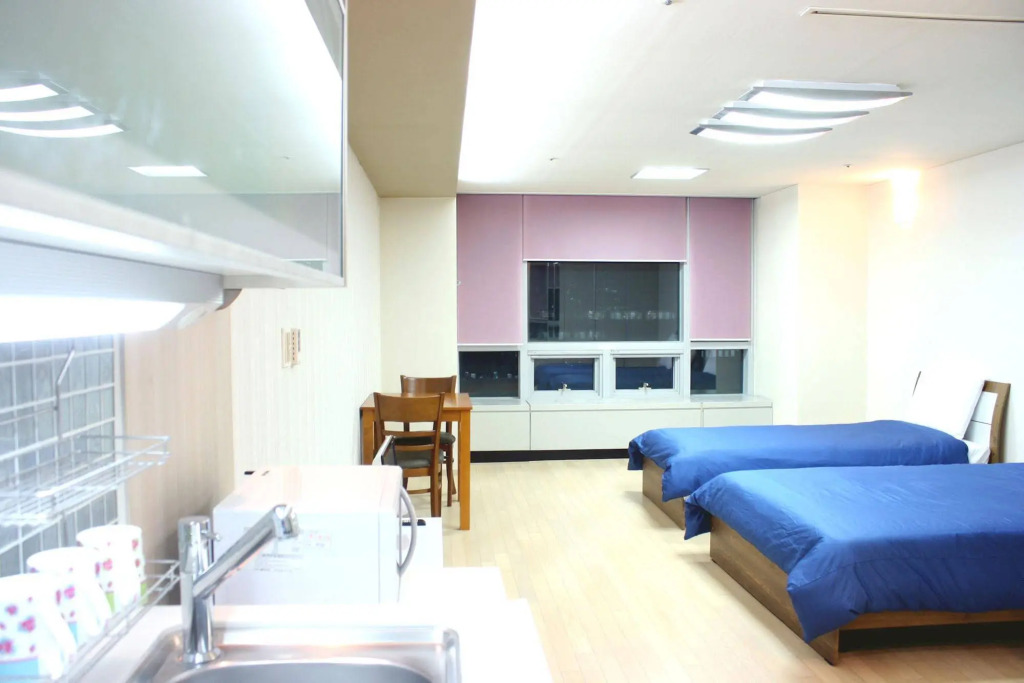 Incheon Airport Line Guesthouse