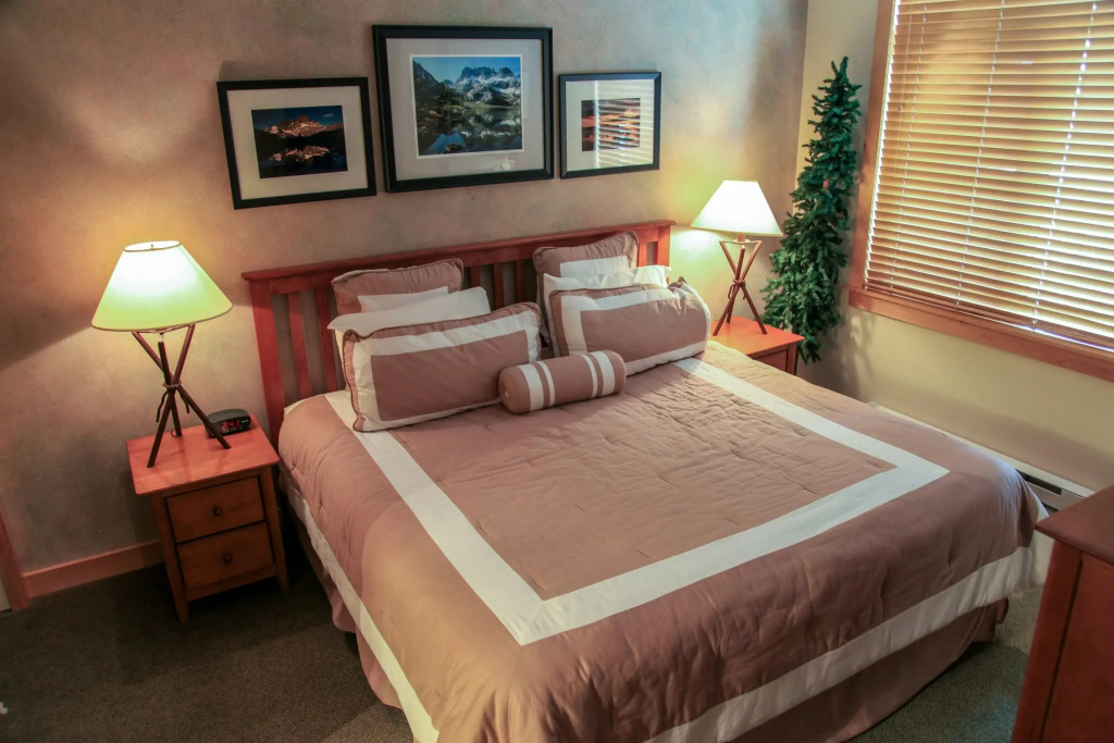Sunstone #114 Condo