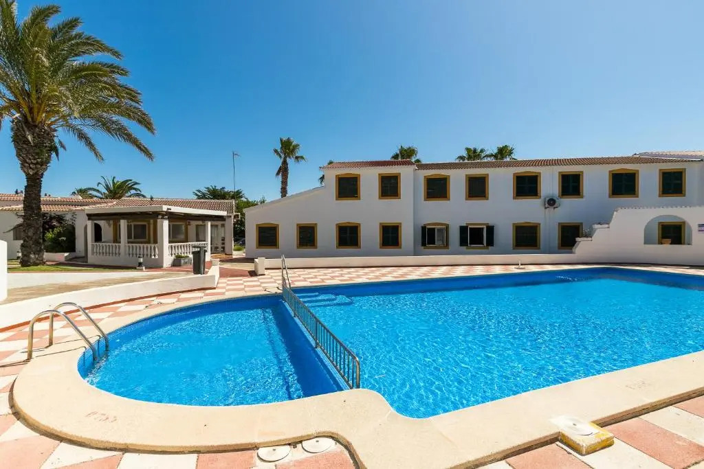 Apartamento En Complejo de Zonas Ajardinadas-C11