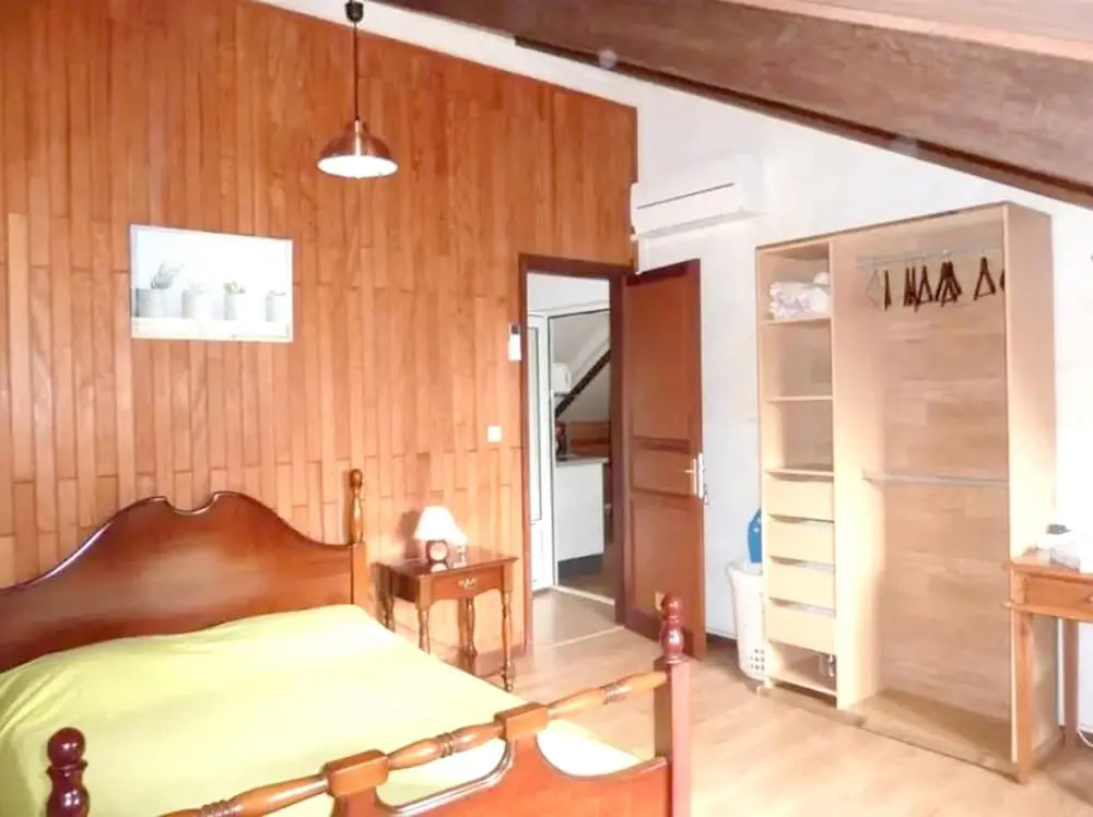 Apartment with 3 Bedrooms in Bois-De-Nèfles Saint-Paul, with Wonderful Sea View, Enclosed Garden And Wifi - 15 Km From the Beach