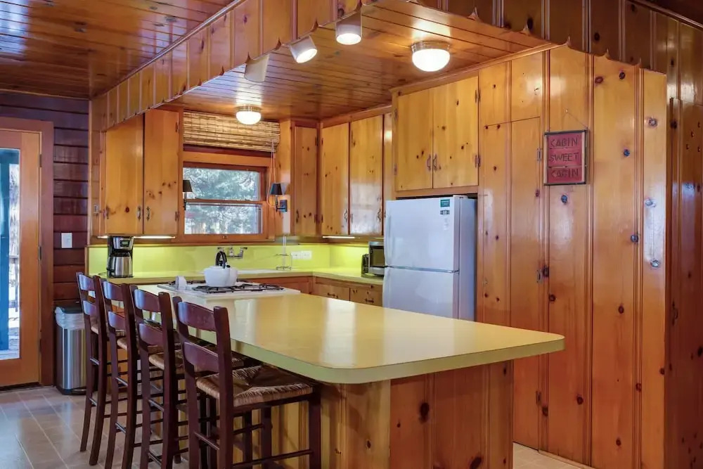 Hansen Cabin