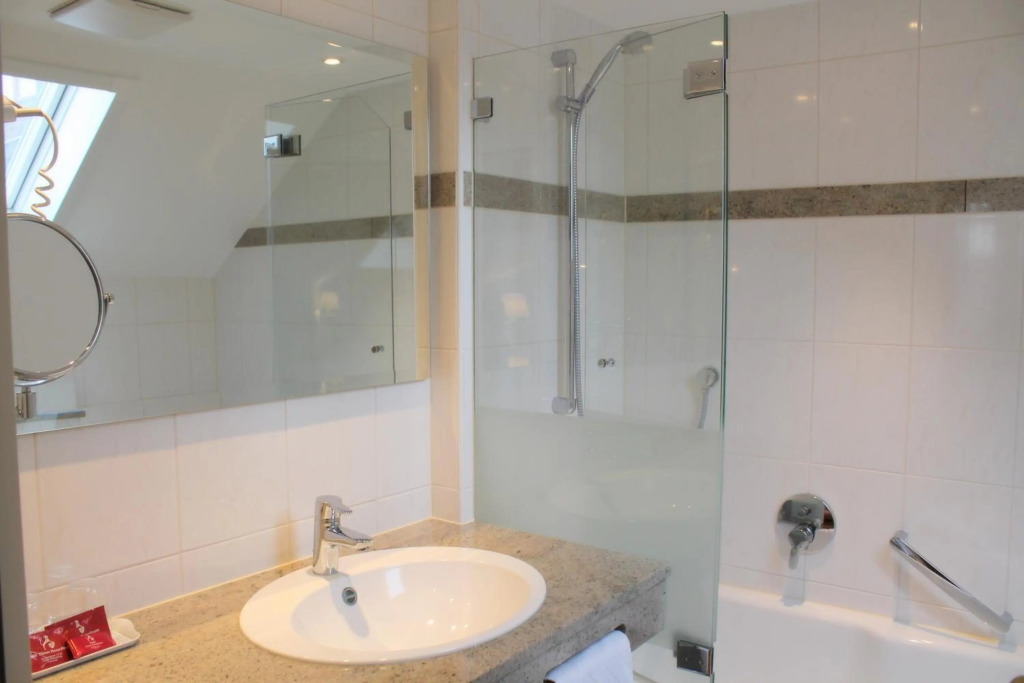 Hotel Tilman Riemenschneider by ANS