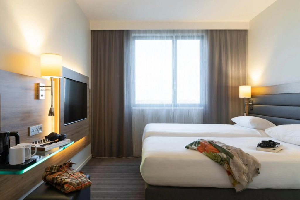 Moxy Aberdeen Airport