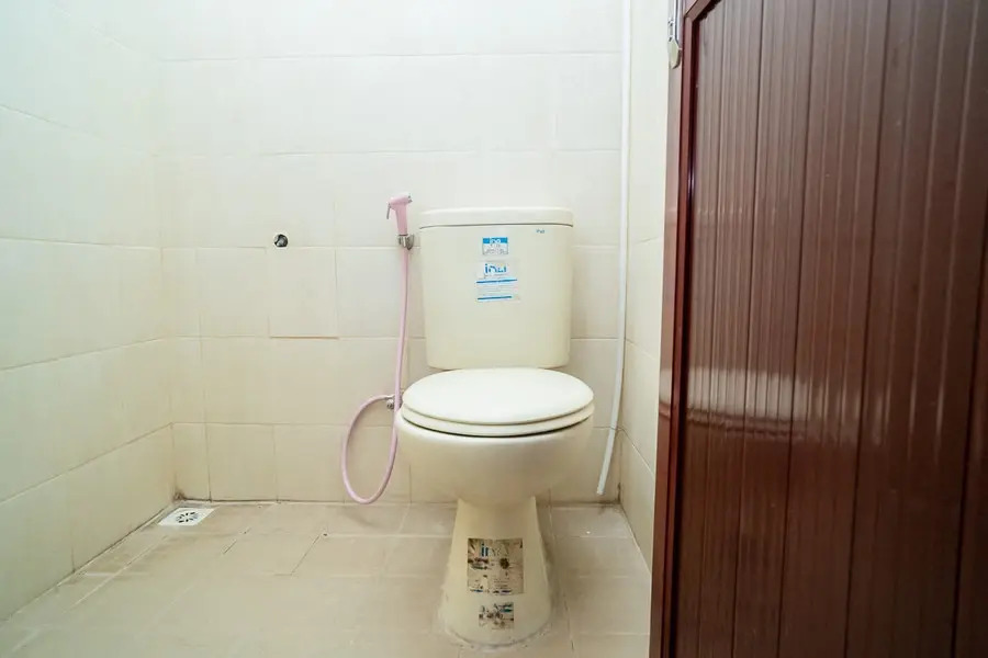 RedDoorz Near Transmart Lombok Mataram