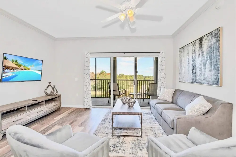 3BR Condo with Pool - Near Disney