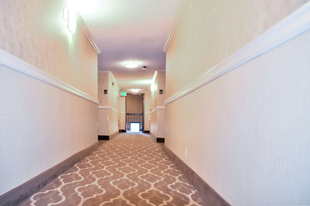 Comfort Inn & Suites Vancouver Downtown City Center