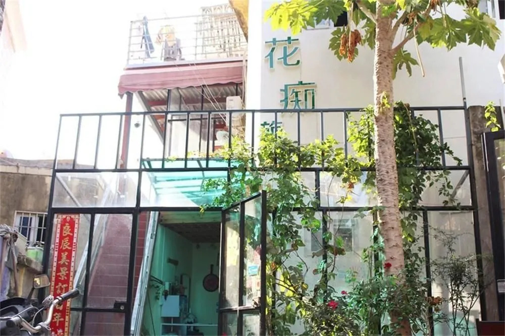 Huachi Youth Hostel