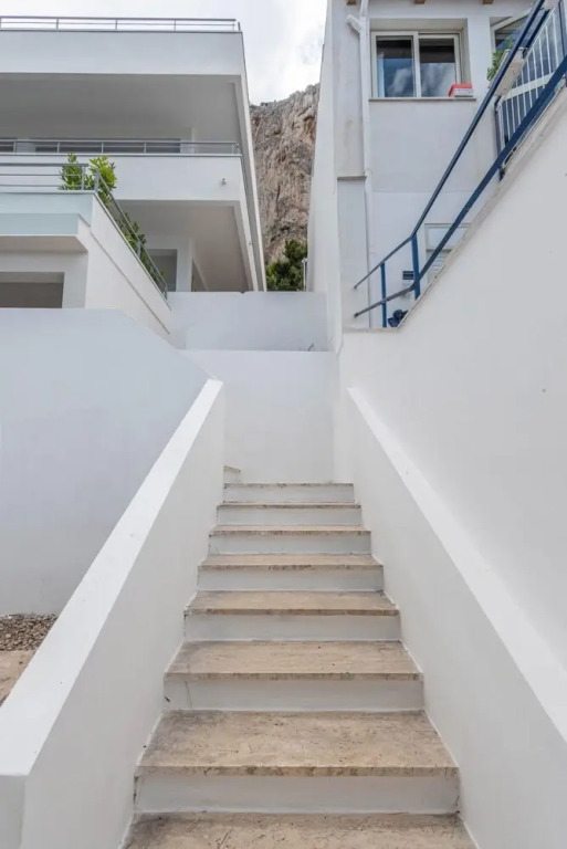 Addisio Seafront Villa by Wonderful Italy