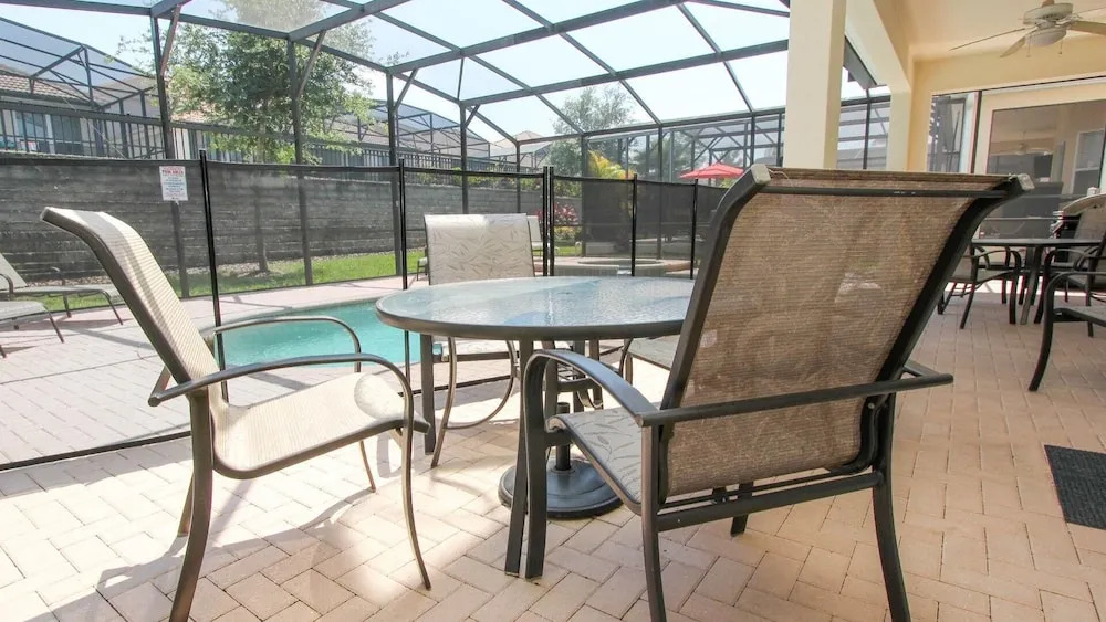 Villa 2505 Archfeld Windsor Hills