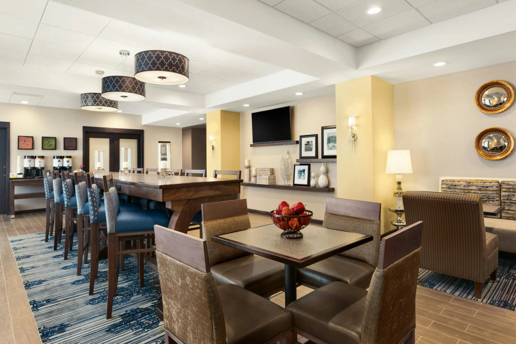 Hampton Inn by Hilton Kennewick at Southridge