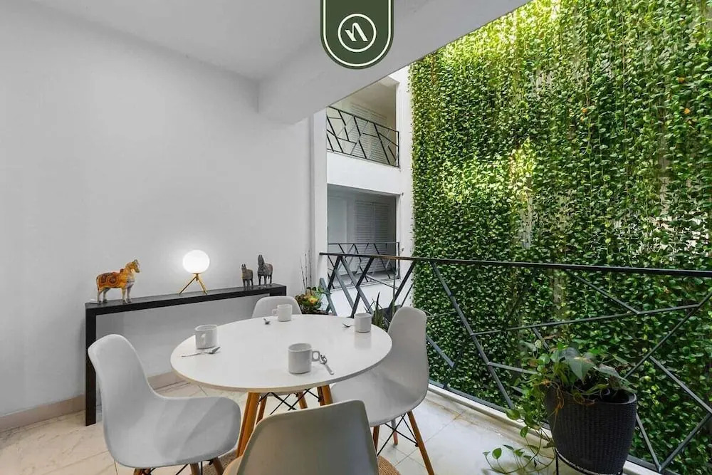 Amazing 1 BR Condo in Romantic Zone - Pool - Gym