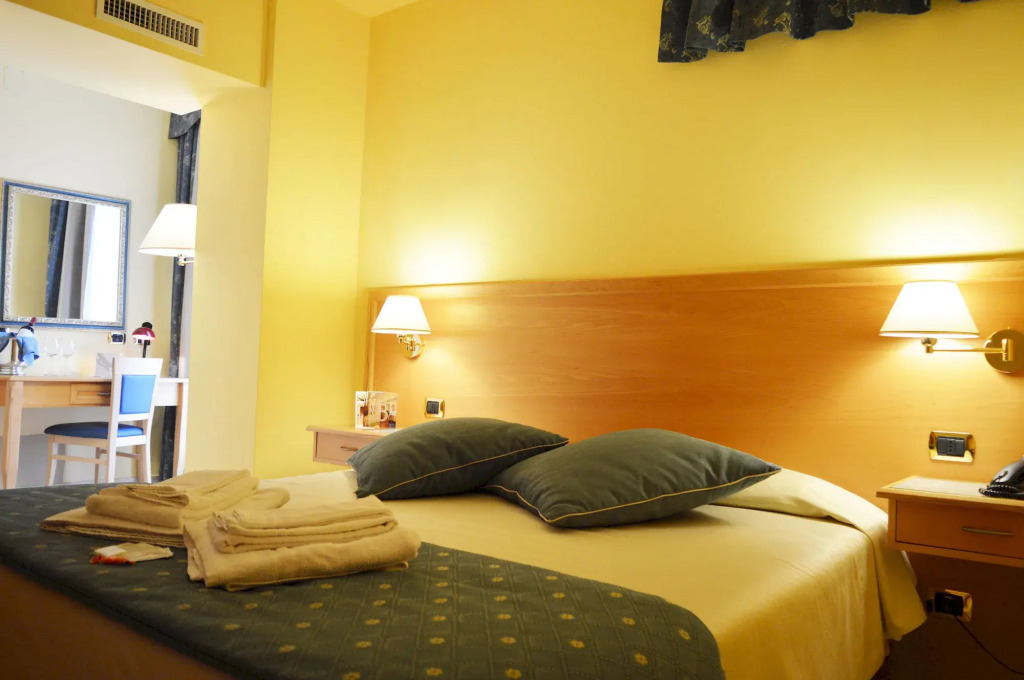 Hotel Bristol