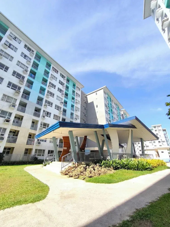 Seawind Condominium Staycation