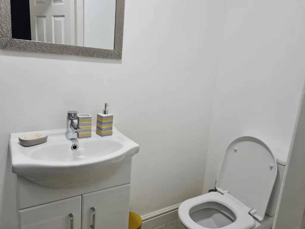 West Street 3-Bed 3-Ensuite Apartment Leicester