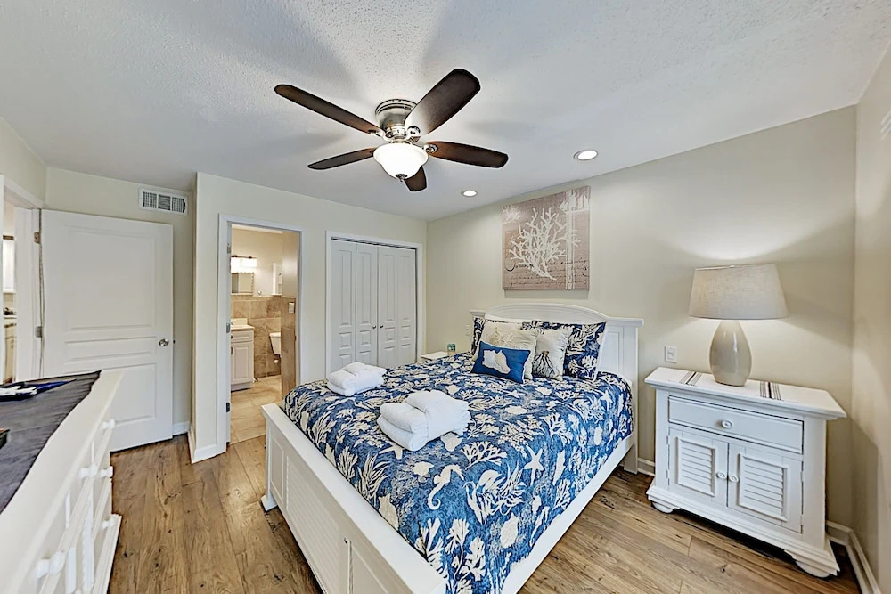 Tspa2322 2 Bedroom Condo