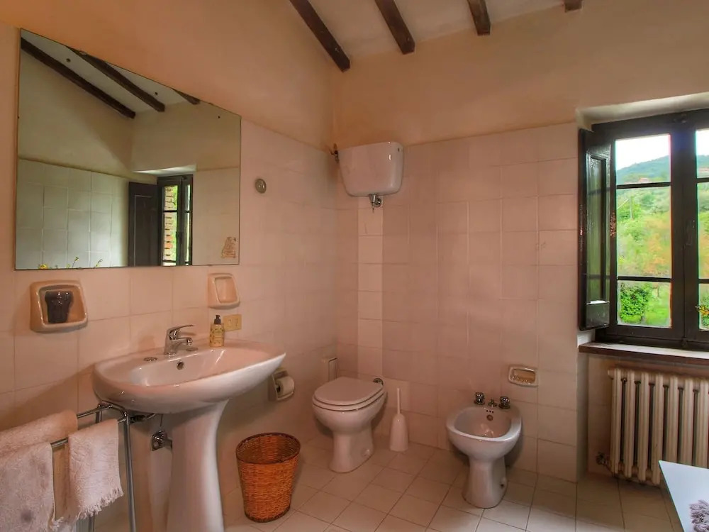 Tranquil Farmhouse near Center in Umbertide with Garden