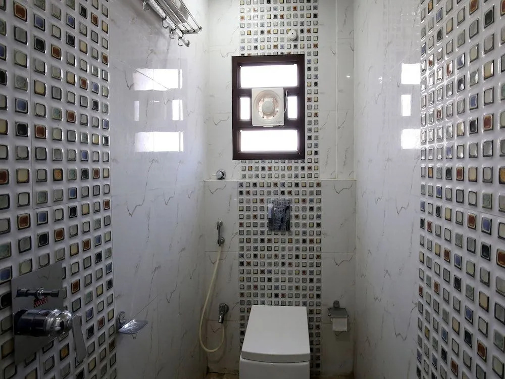 OYO 11548 Hotel Mrunal Palace