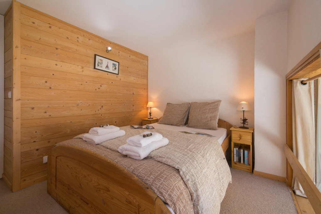 Grand Roc B220 from Slopes 260m, View, Parking & WiFi - Happy Rentals