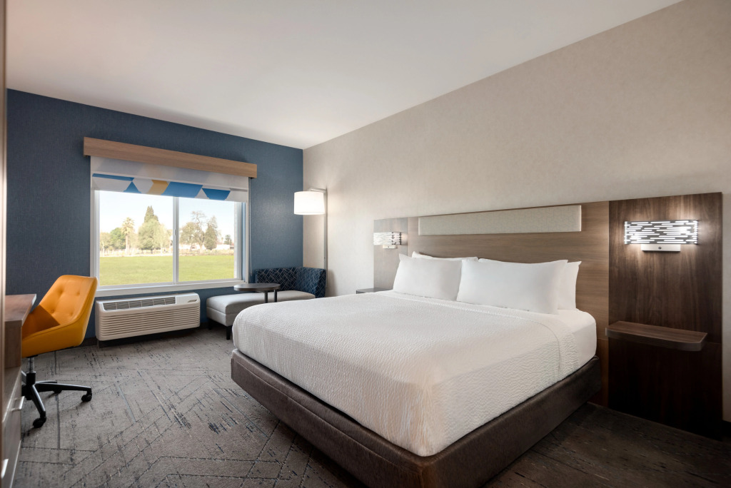 Holiday Inn Express & Suites Yuba City Marysville by IHG