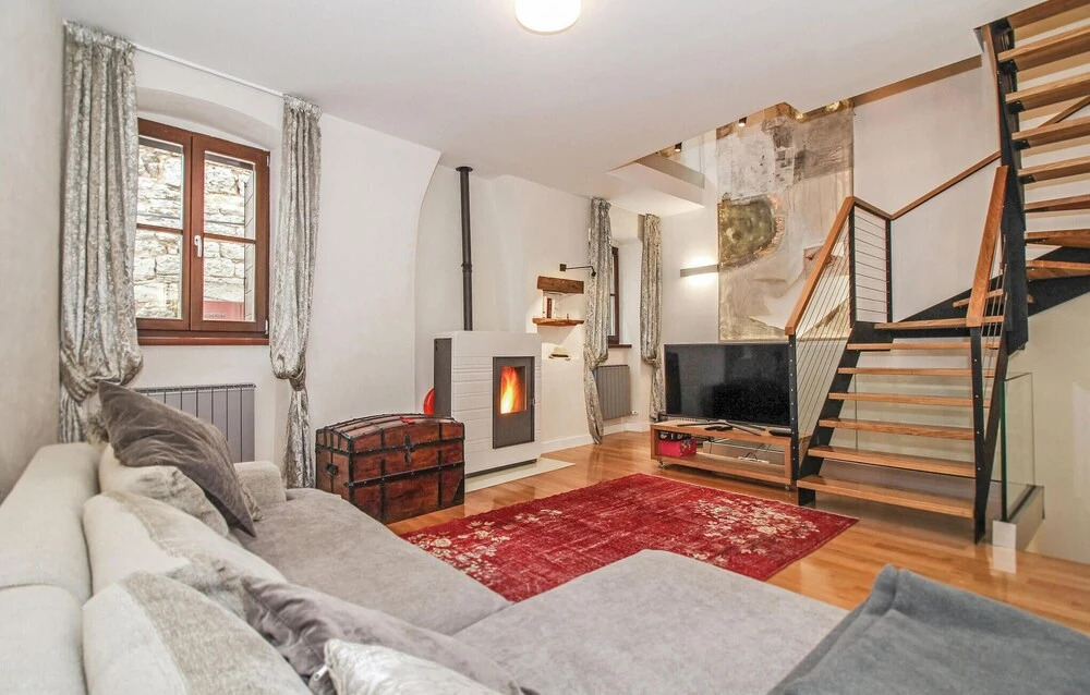 Awesome Home in Bale With 3 Bedrooms and Wifi