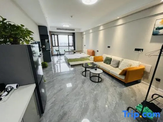 Shiguang Xiaozhan Apartment (Duanjiaxiang Branch)