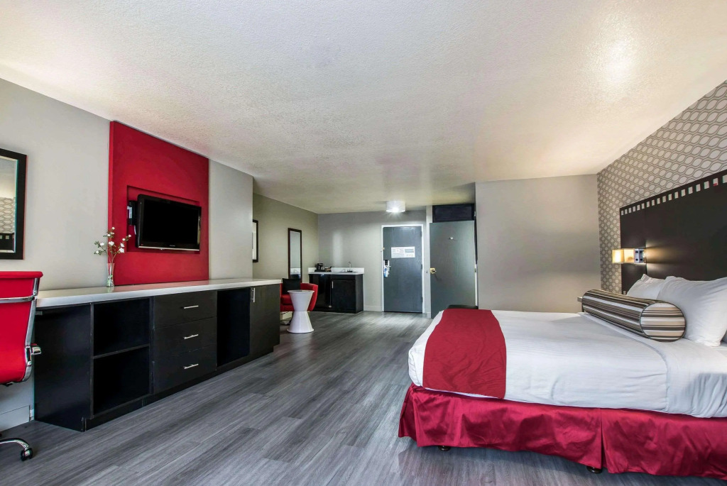 Tilt Hotel Universal-Hollywood, an AGA Collection Hotel