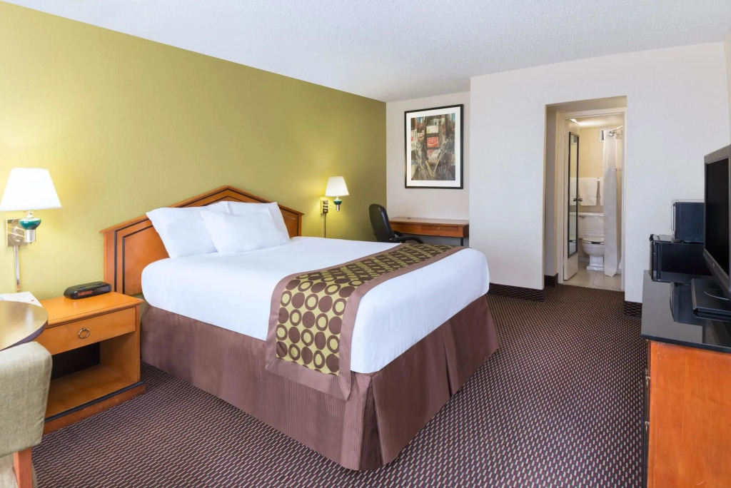 Ramada Baltimore West