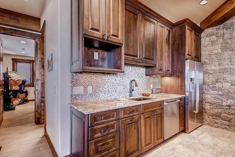 Slopeside Manor on Peak 8 by RedAwning