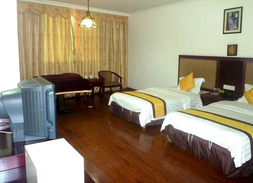 Mingyue Business Hotel