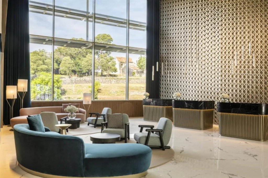 Renaissance Porto Lapa Hotel