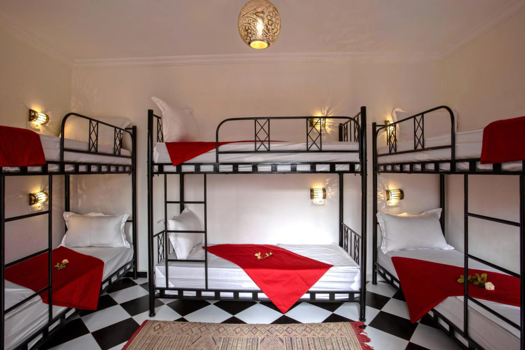 Hostel Amour dauberge