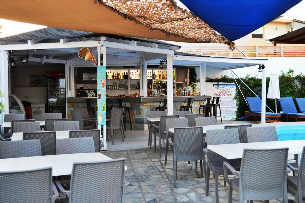 Sunset Beach Hotel