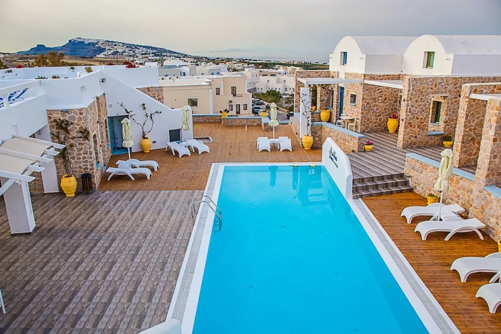 Nautilus Caldera Suites